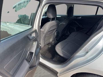 Ford Focus - 9