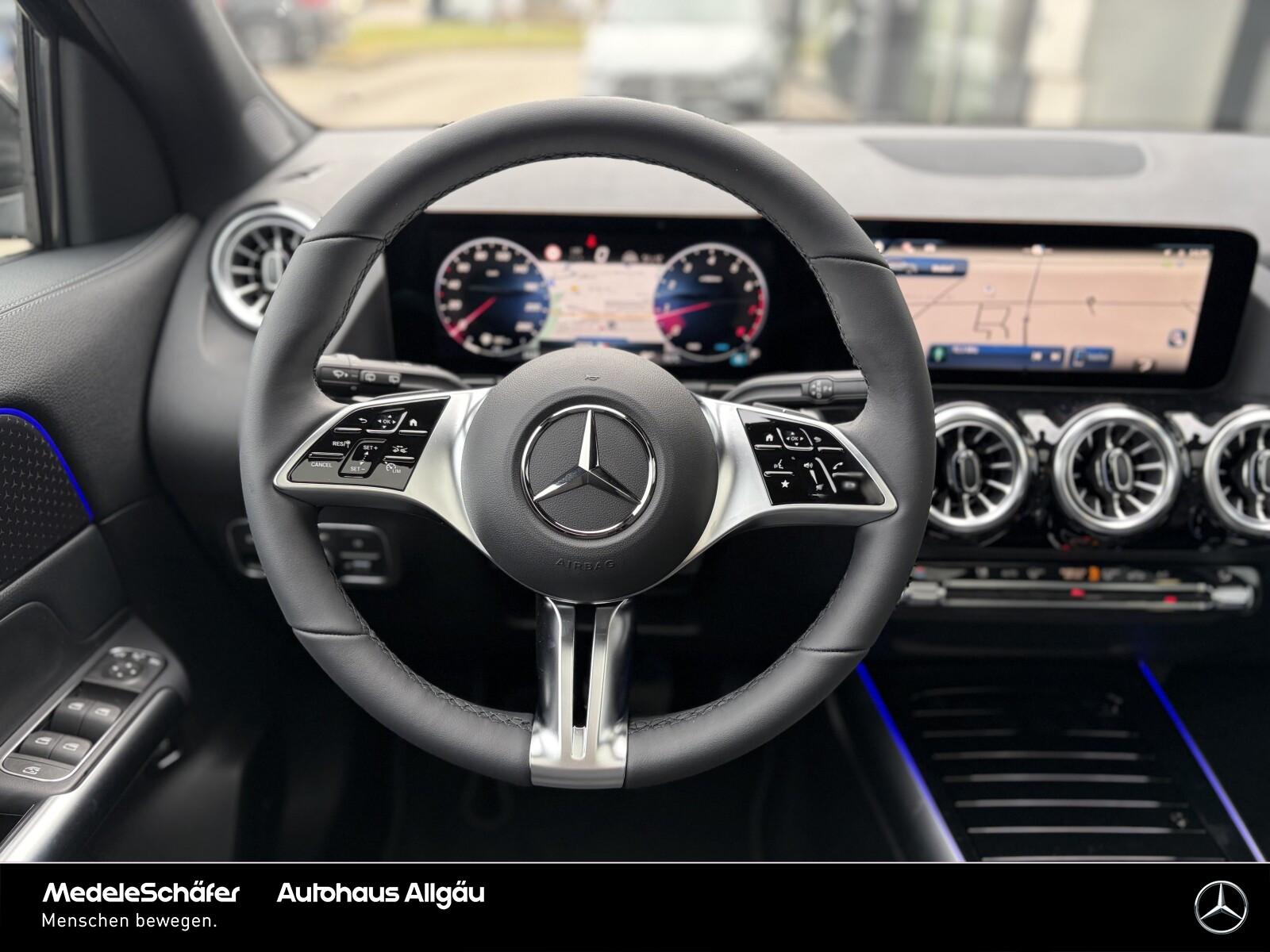 Mercedes-Benz GLA Night Distr AHK PanoSD KeylGO Sound 360, миниатюра 6