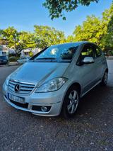 Mercedes-Benz A 160 AVANTGARDE Autotronic AVANTGARDE - Mercedes-Benz A 160: Avantgarde Auto