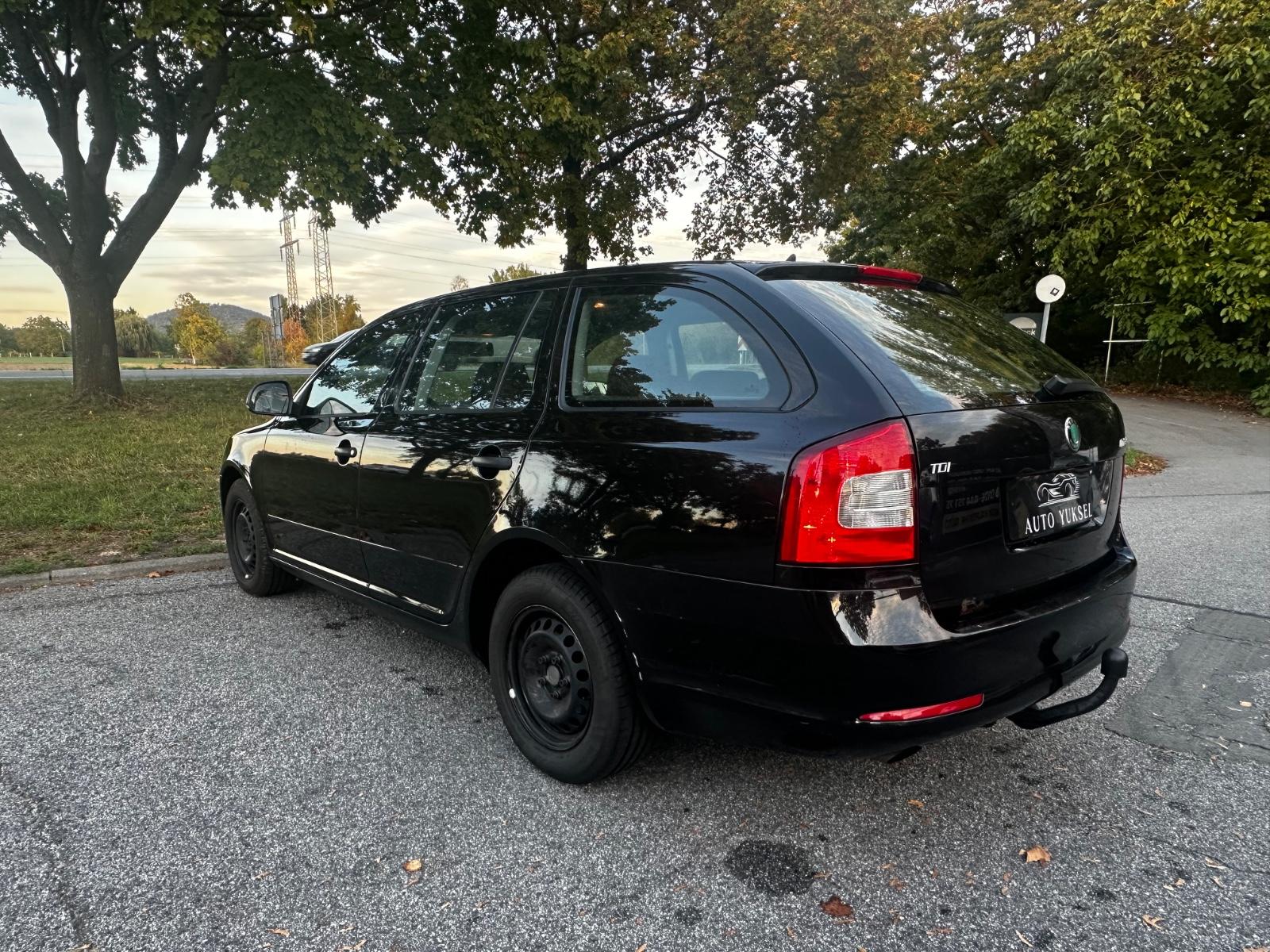 Skoda Octavia 2011 — photo 5