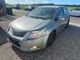 Toyota Avensis 1.8 Benzin - gebrauchte Toyota Avensis aus dem Jahr 2010