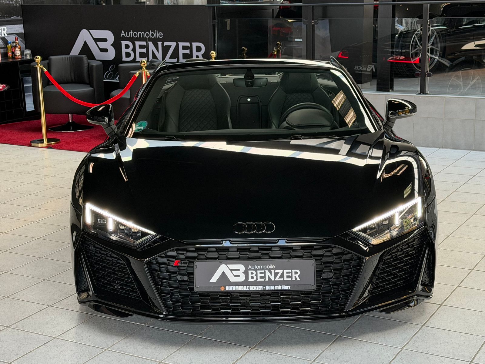 Fahrzeugabbildung Audi R8 Spyder 5.2 FSI RWD performance/BANG&OLUFSEN/