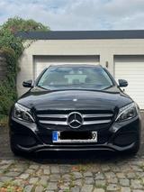 Mercedes-Benz 220 BlueTEC - Mercedes-Benz 220 mit Diesel-Antrieb: Kombi, Automatik