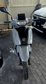 Peugeot Tweet 50 GT - PEUGEOT ROLLER TWEET
