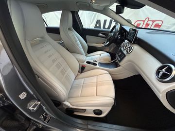 Mercedes A 180 - 12