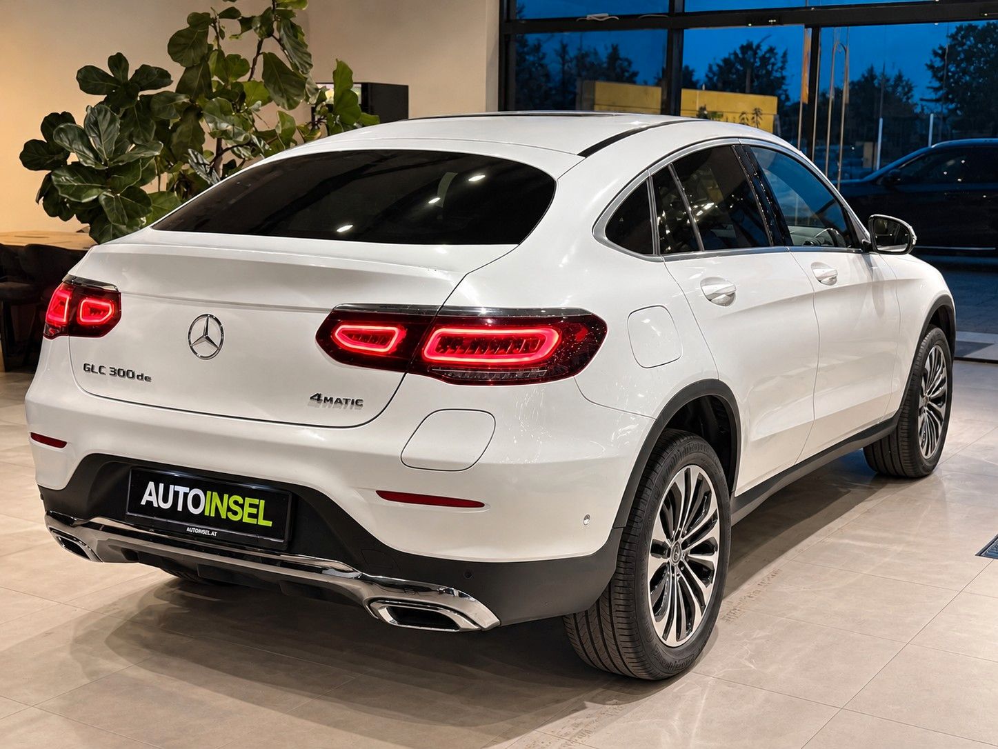 Mercedes-Benz GLC 300de 4Matic Coupe Netto:€24.900,- imagem 2