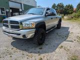 Dodge RAM Mega Cab 5.7L Hemi Lifted 2WD - gebrauchte Dodge RAM aus dem Jahr 2006