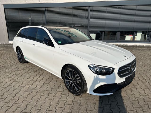 Mercedes-Benz E 220  T d  Night Paket Pano Navi Kamera