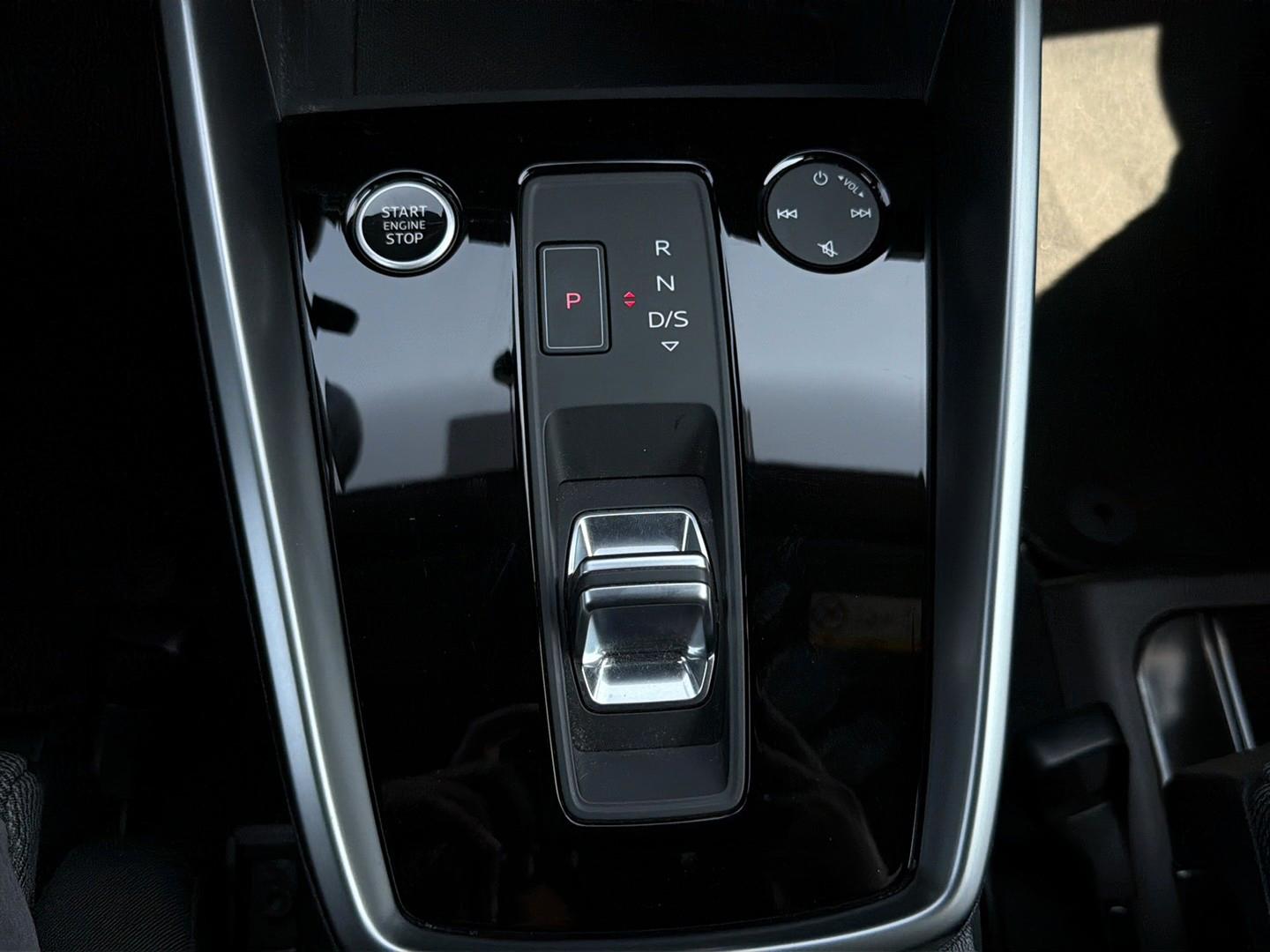 Audi A3 Sportback 35 TFSI S line Navi LED 2ZK SHZ PDC, миниатюра 20
