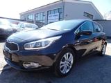 Kia Ceed Dream Team 1.6, 99kW, KLIMATR-LHZ-SHZ-PDC - Kia: K9