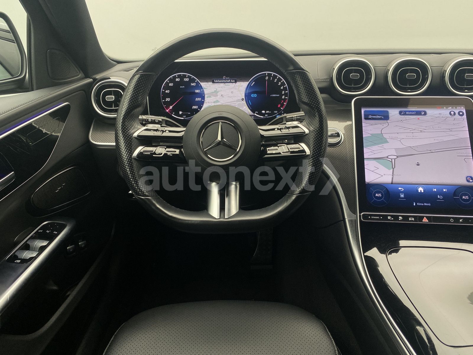 Mercedes-Benz C 300e T *2x AMG Line+Night* Digi Light+Distroni imagem 2