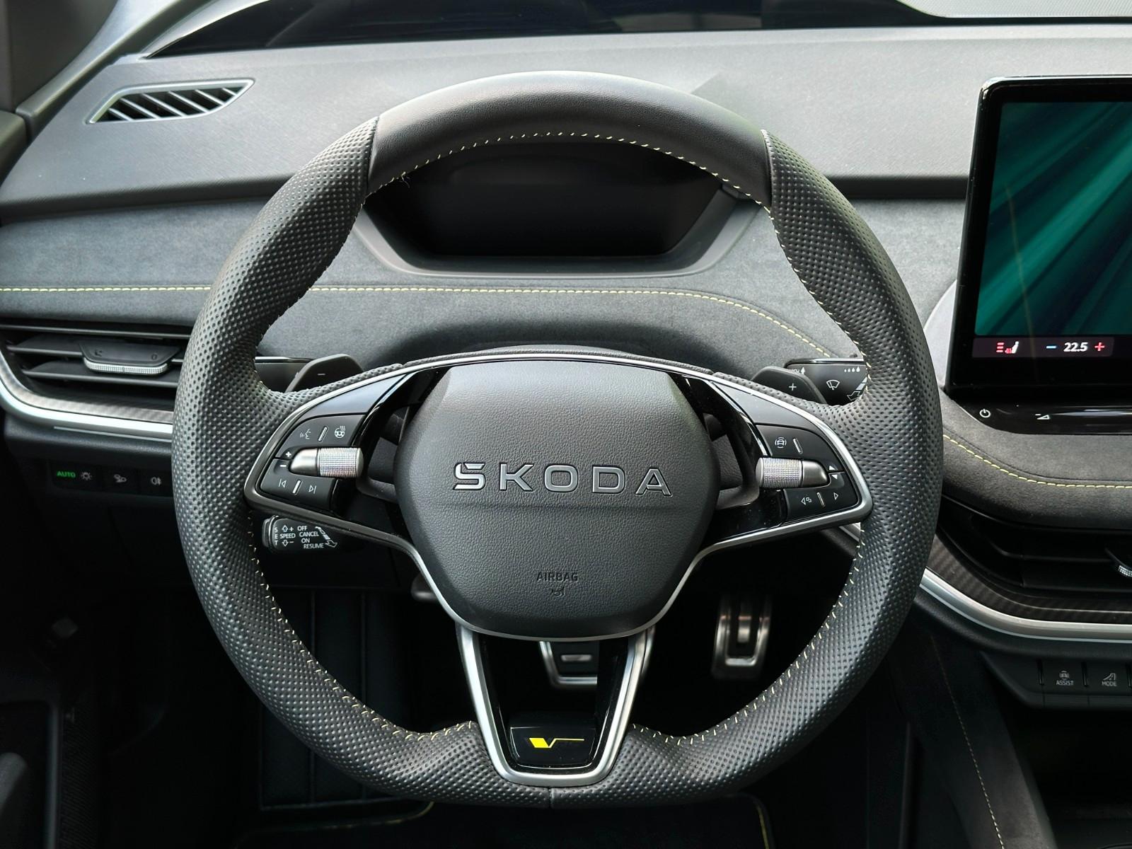 Skoda RS 340PS 4x4 NAVI Wär.Pumpe DCC eHK LM21"AHK