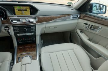 Mercedes E 300 - 7