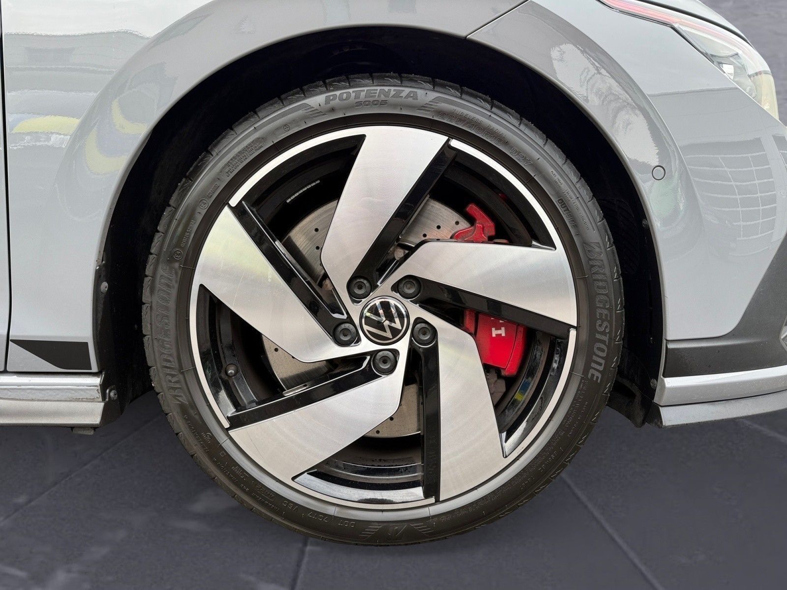 Volkswagen Golf - Bild 12