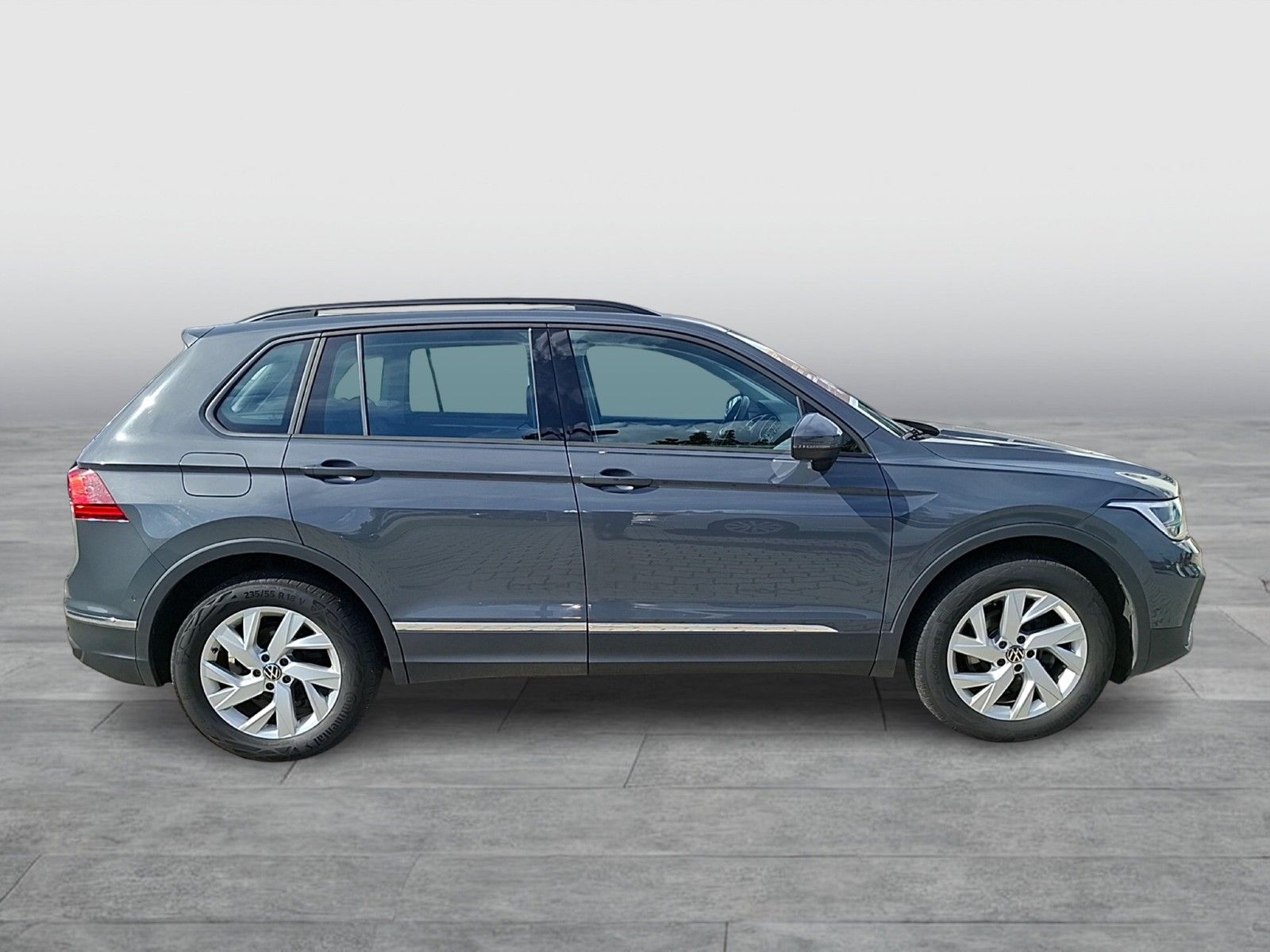 Fahrzeugabbildung Volkswagen Tiguan TDI Life DSG 4M LED AHK Navi ACC Park-Ass