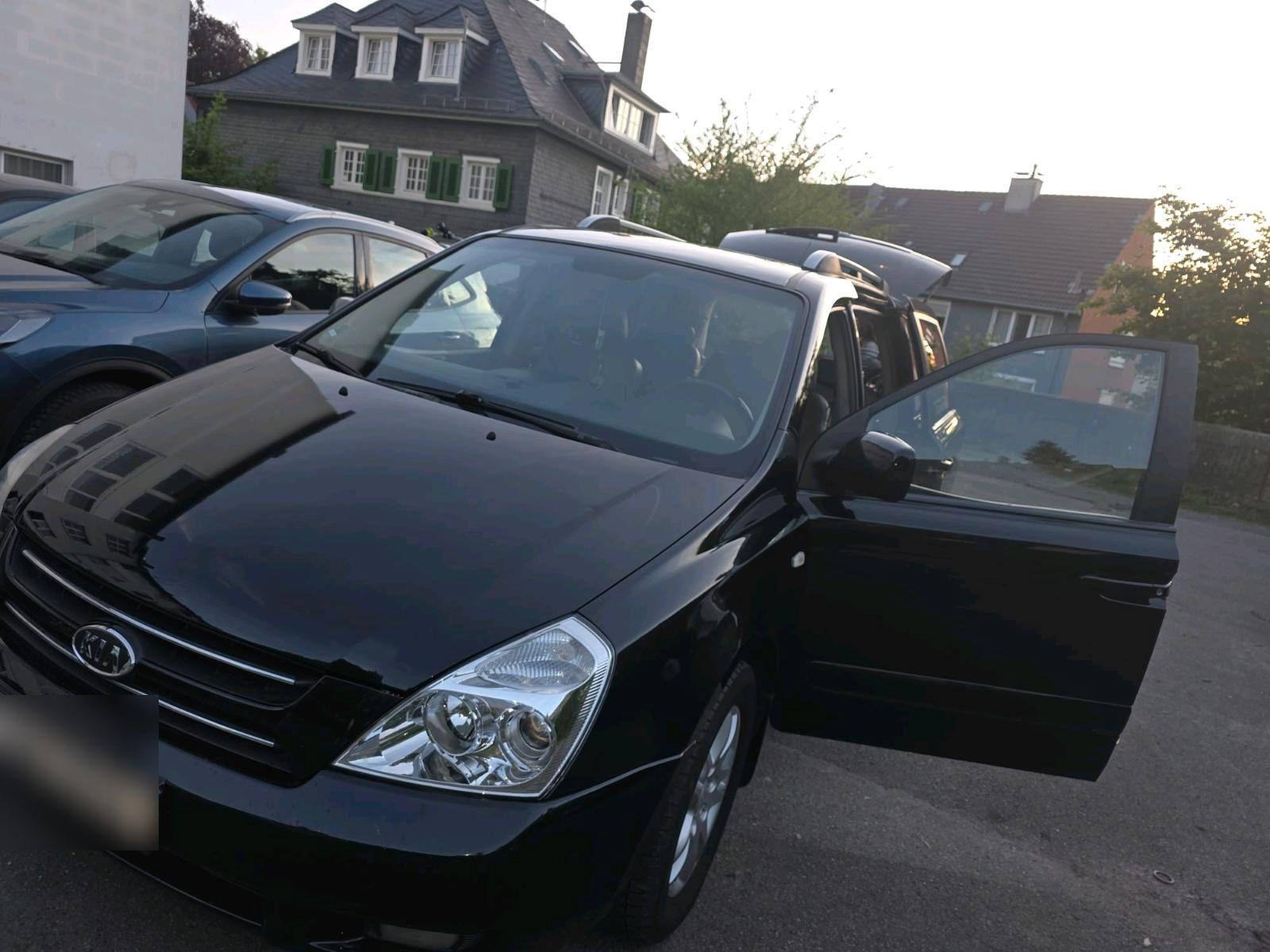 Kia Carnival 2007 — двигун 185 HP (136kW)