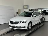 Skoda Octavia III Combi Tour 2.0 TDI *AHK, Navi, 16''- - Skoda Octavia: Ii Combi