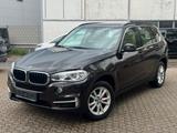 BMW X5 xDrive 30 dA /AHK/SPUR/NightV/ASS/H&K - BMW X5 in Düsseldorf
