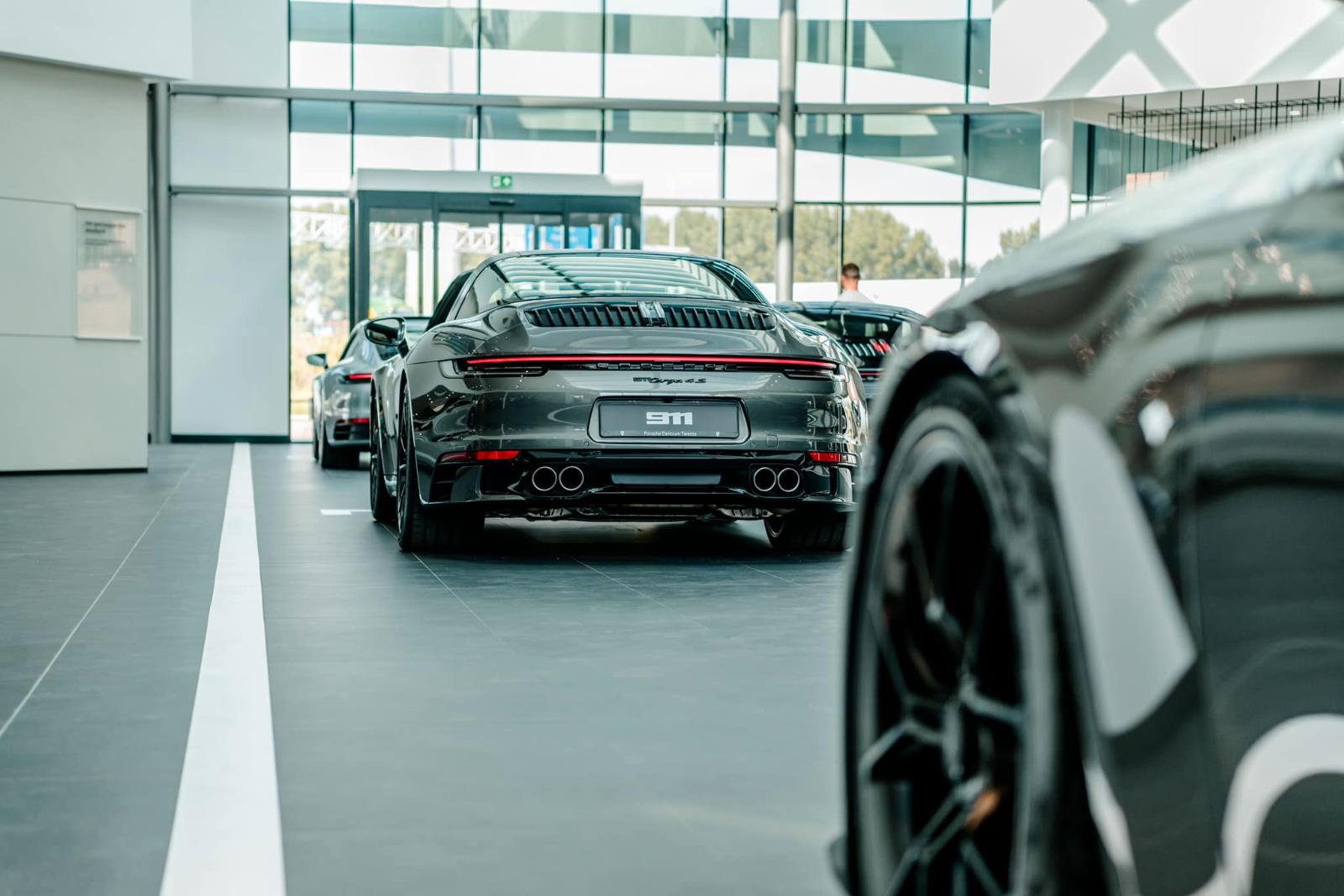 showroom-image-main