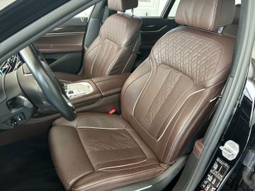 BMW 740 - 11