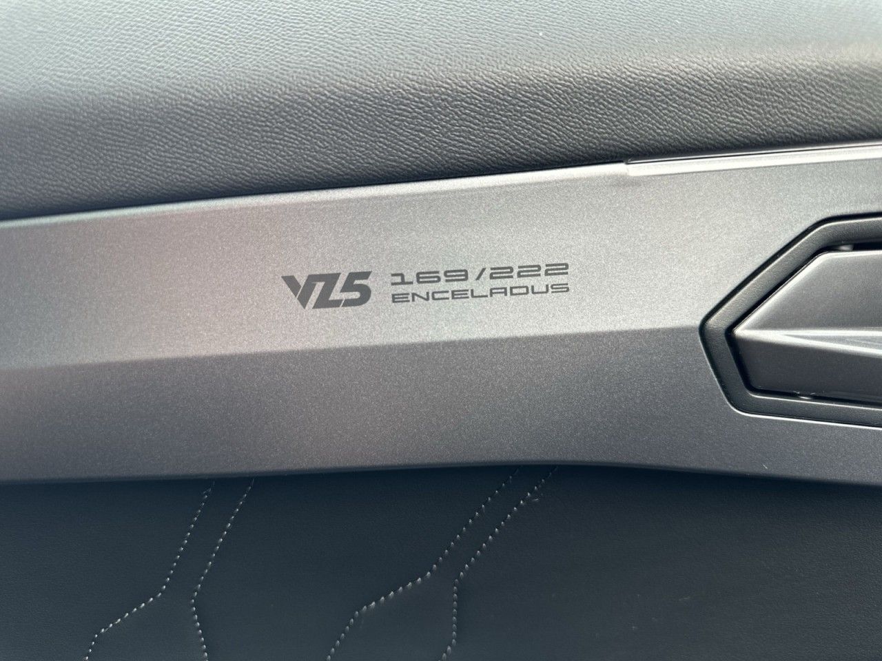 Fahrzeugabbildung CUPRA Formentor VZ5 Enceladus Grey Edition 4Drive