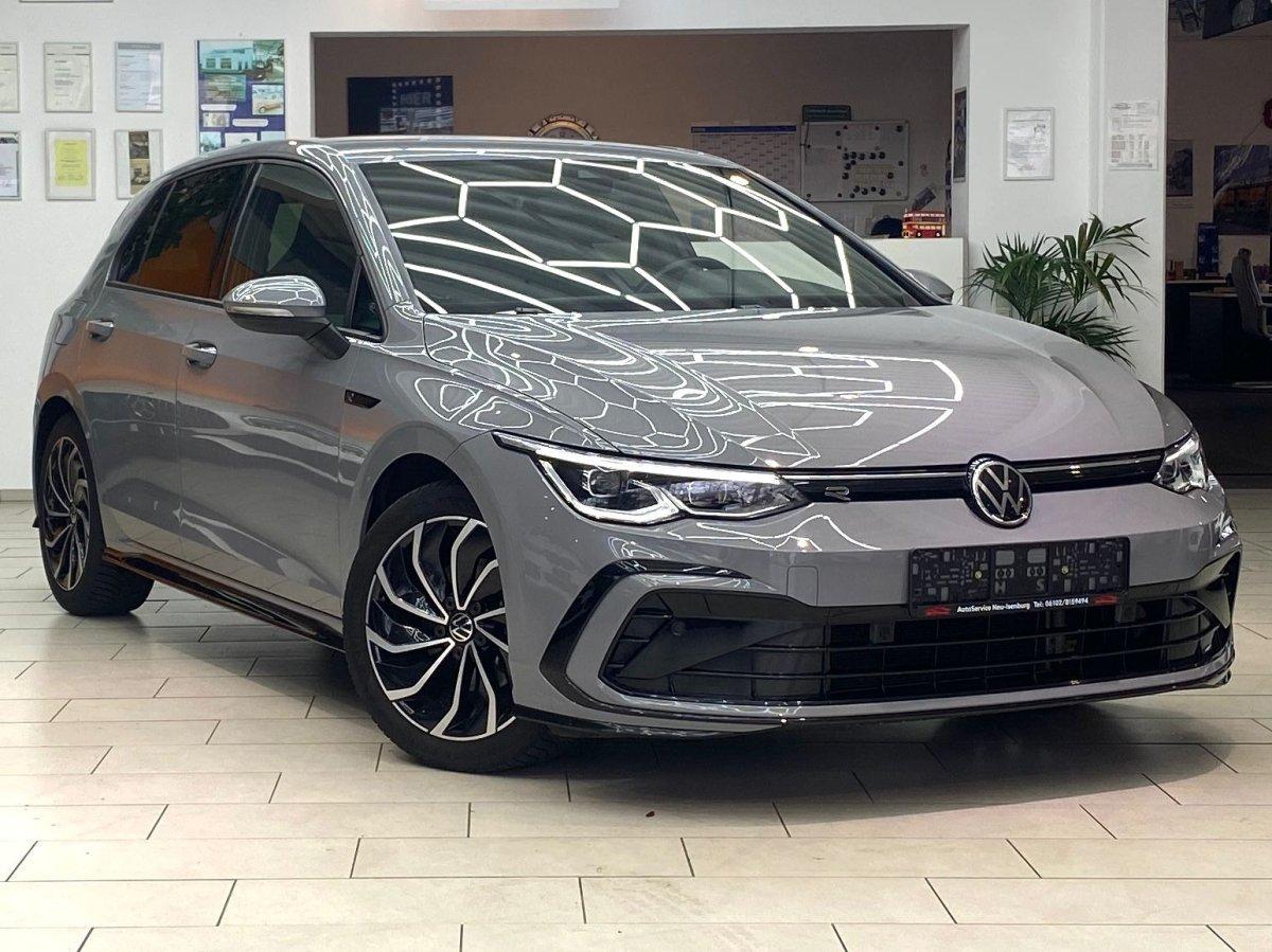 Volkswagen Golf VIII 1.5 eTSI R-Line Automatik Navi RueFaKa