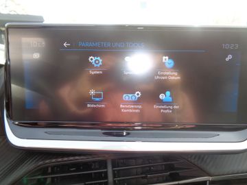 Bild 12 Peugeot 208 Allure Pack 1.2 PURETECH NAVI PDC RFK BT LED