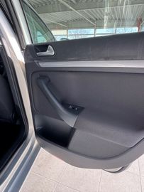 Volkswagen Golf - 10