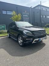 Mercedes-Benz ML 350 BlueTEC 4MATIC - - Mercedes-Benz ML 350 Gebrauchtwagen in Stuttgart