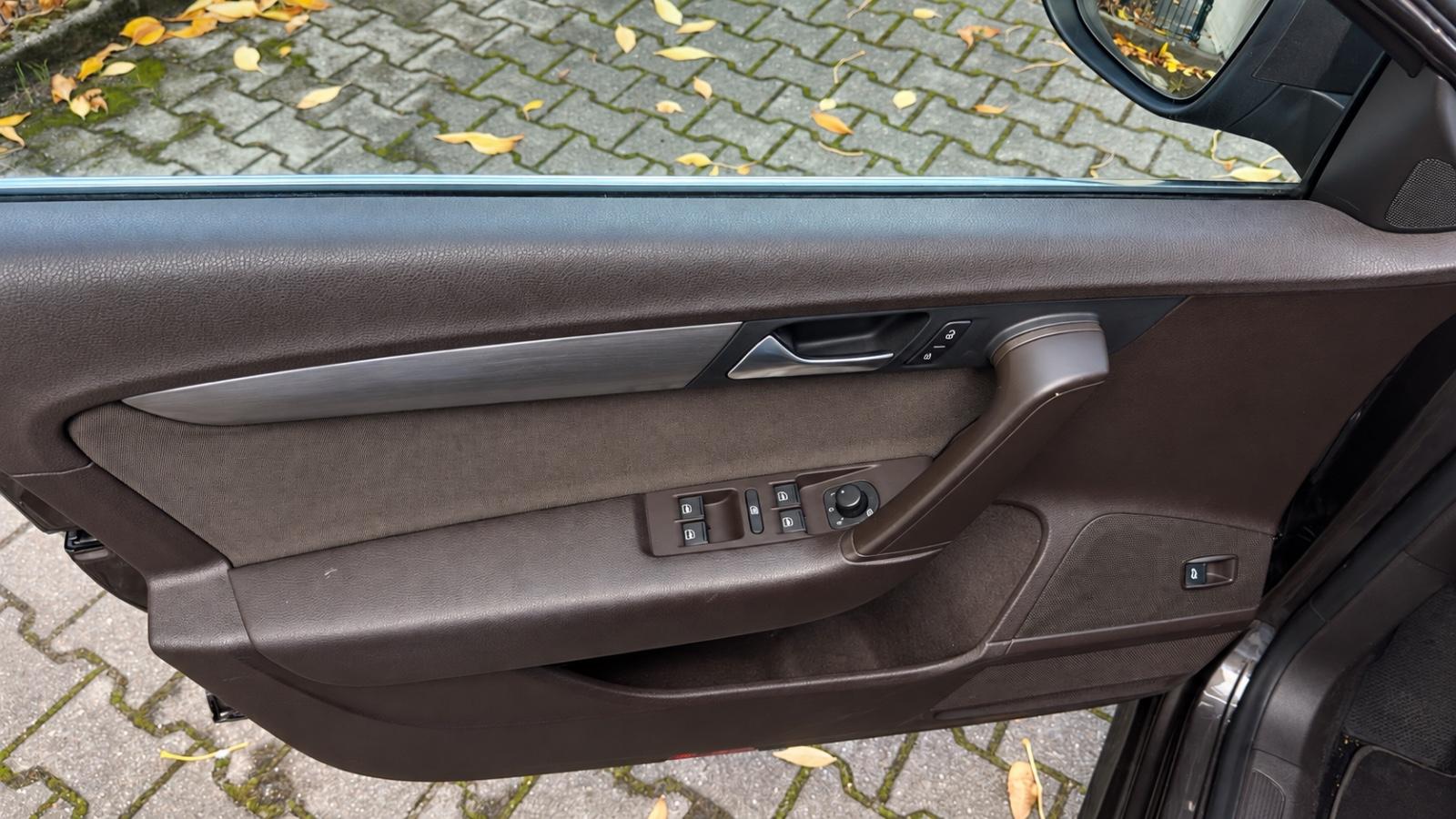 Volkswagen Passat 2013 — photo 7