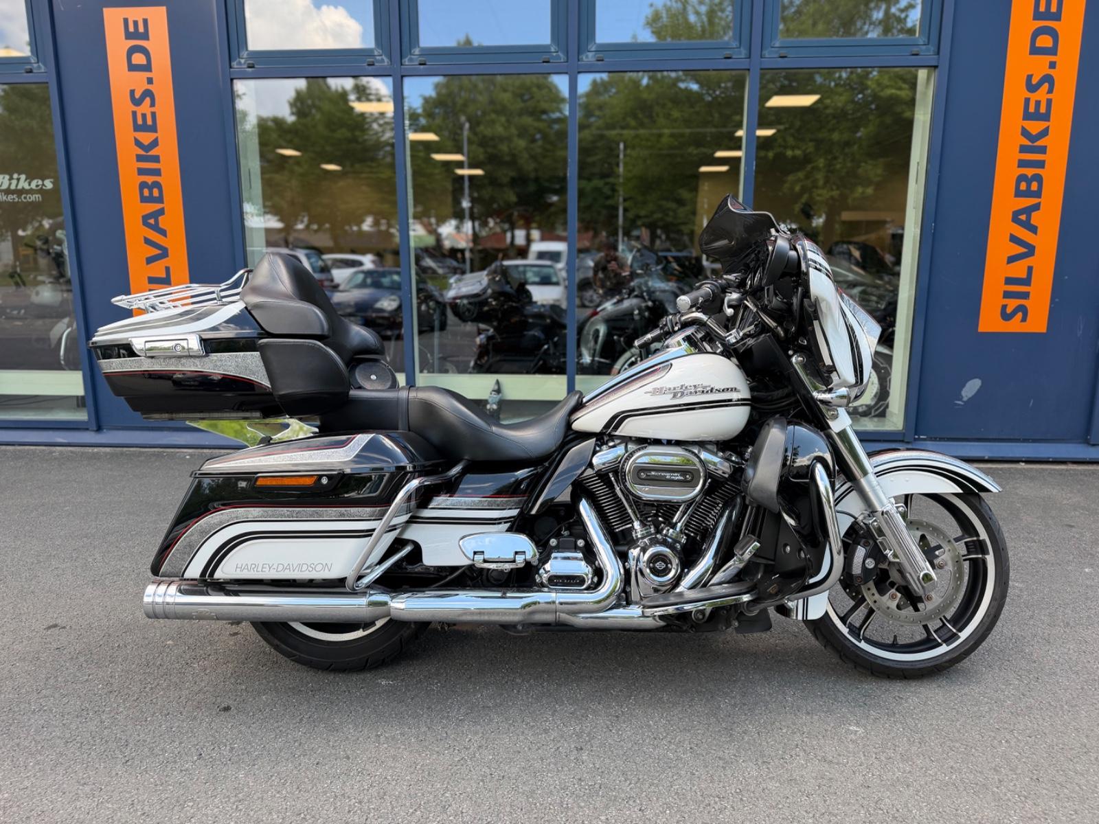 Harley-Davidson FLHXS*STREET GLIDE SPECIAL*TOURING