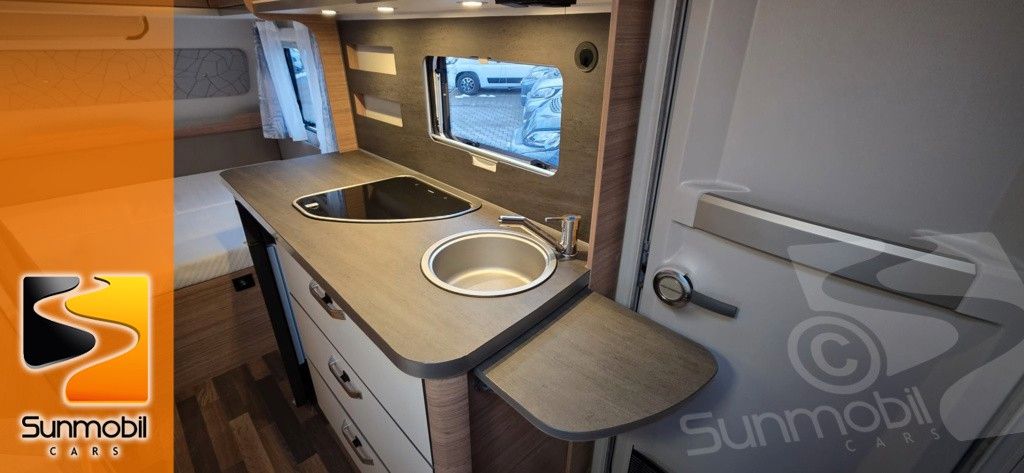 Fahrzeugabbildung Weinsberg CaraOne 420 QD 1.350 kg Ambientebeleuchtung