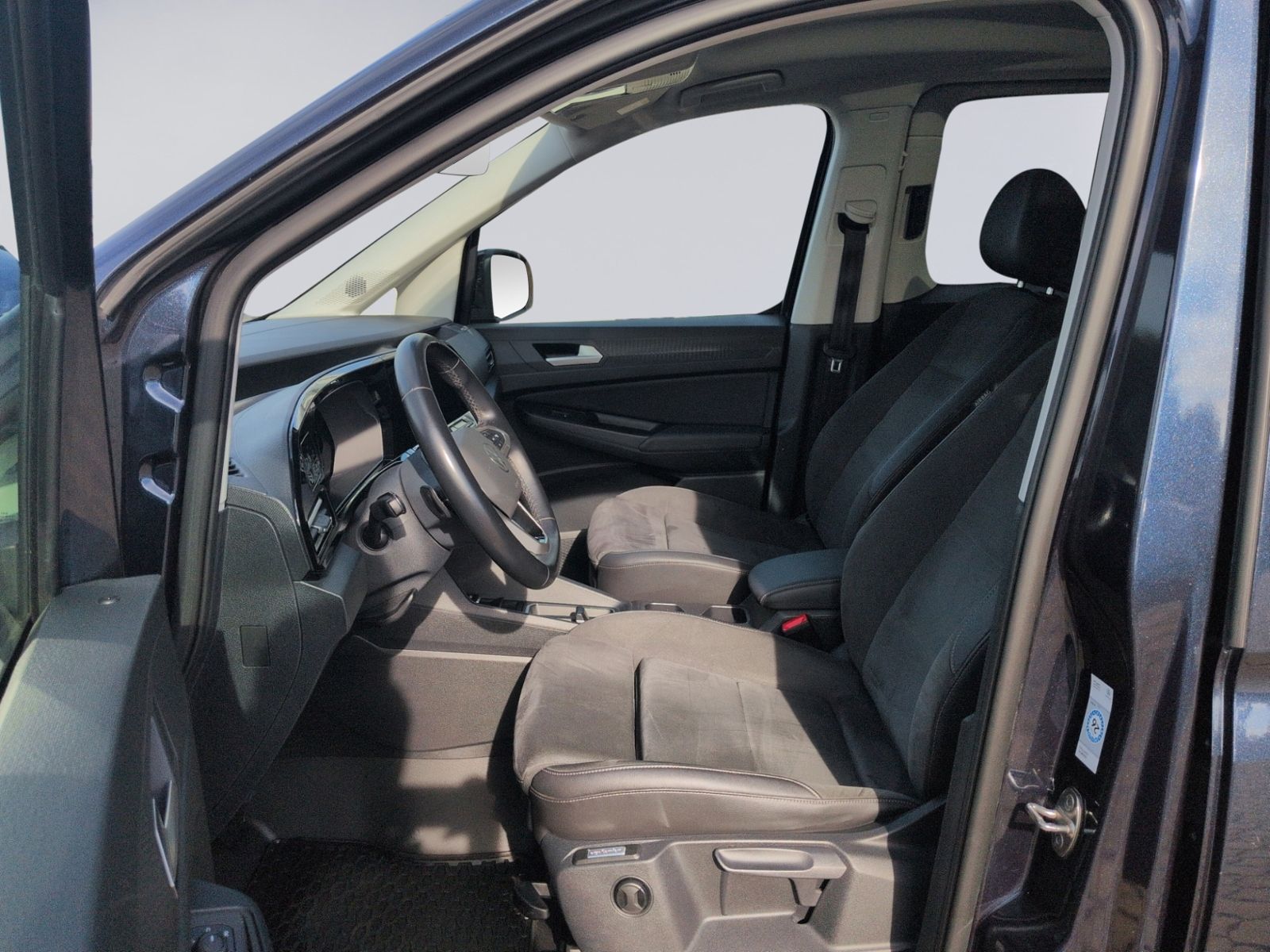 Caddy Maxi 2.0 TDI DSG Style KAMERA+AHK+STHZ