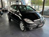 Mercedes-Benz A 200 * Pano * Tempomat * Sitzheizung - gebrauchte Mercedes-Benz A 200 aus dem Jahr 2009