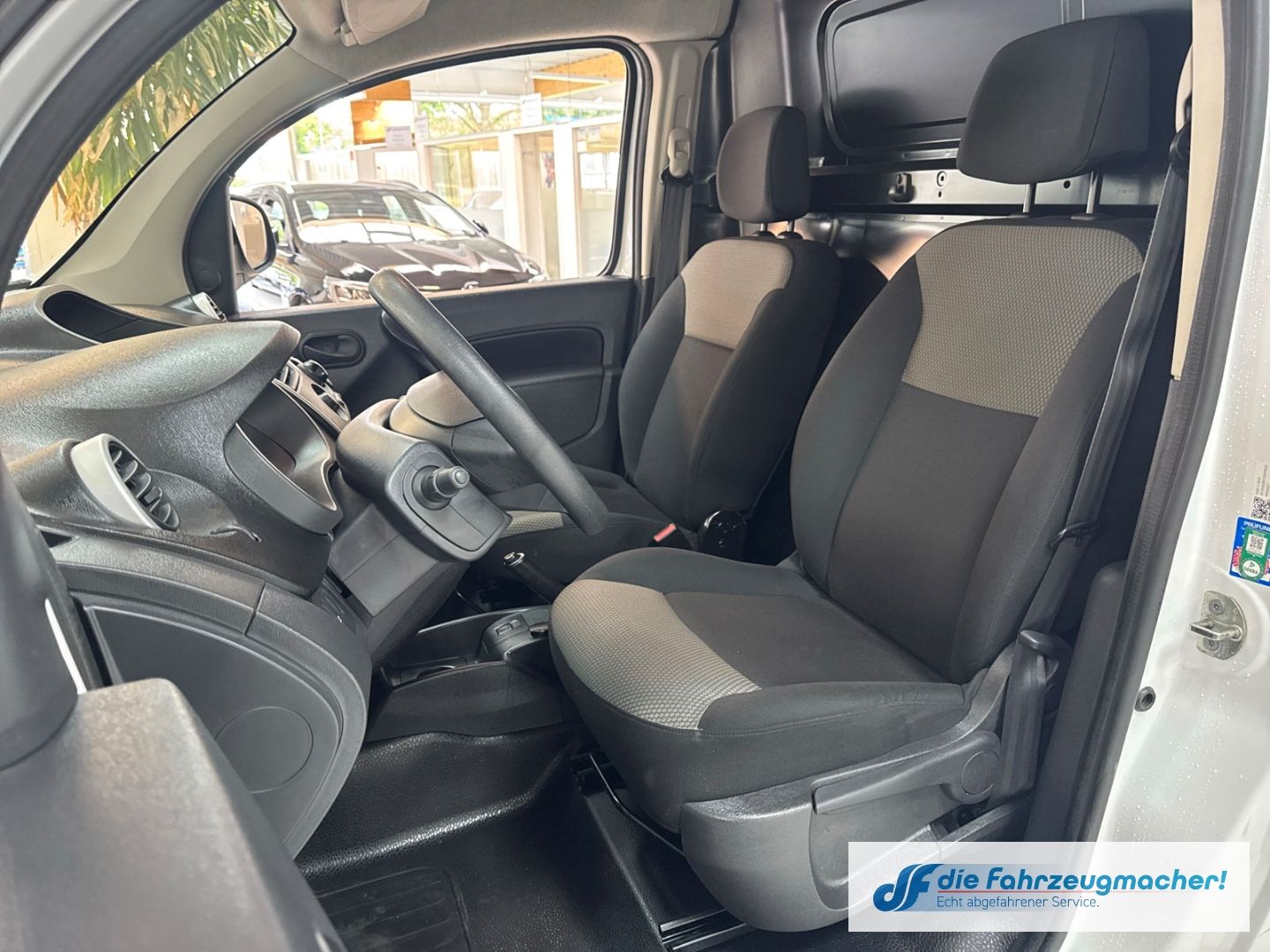 Fahrzeugabbildung Renault Kangoo Z.E. 33 inkl. Batterie 92%*PDC Klima BT e