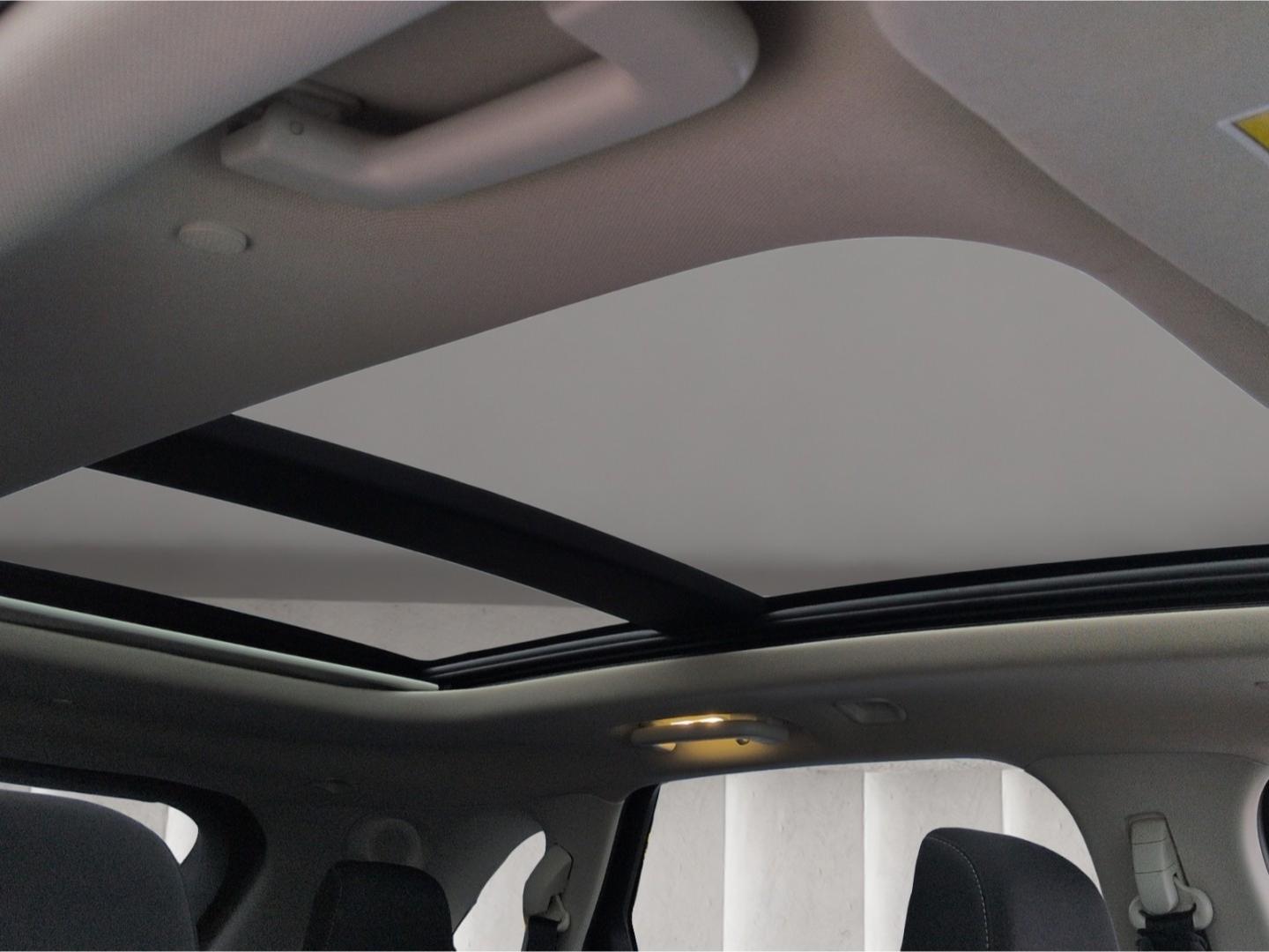 Ford Edge Titanium AWD 2.0D*AHK Panodach ACC B&O Navi