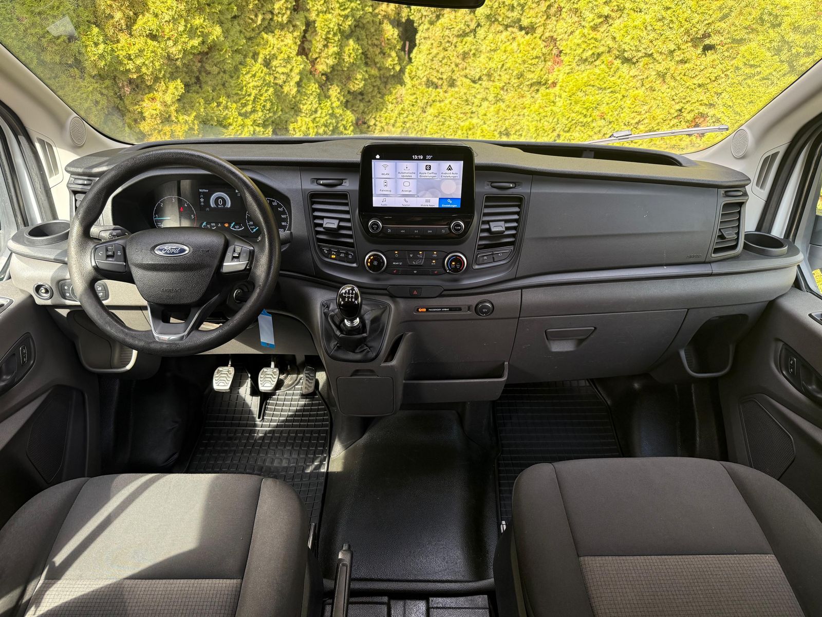 Fahrzeugabbildung Ford Transit 2.0 TDCI DOKA+6SI L3H2 XEN+KLIMA+SHZ+KAM