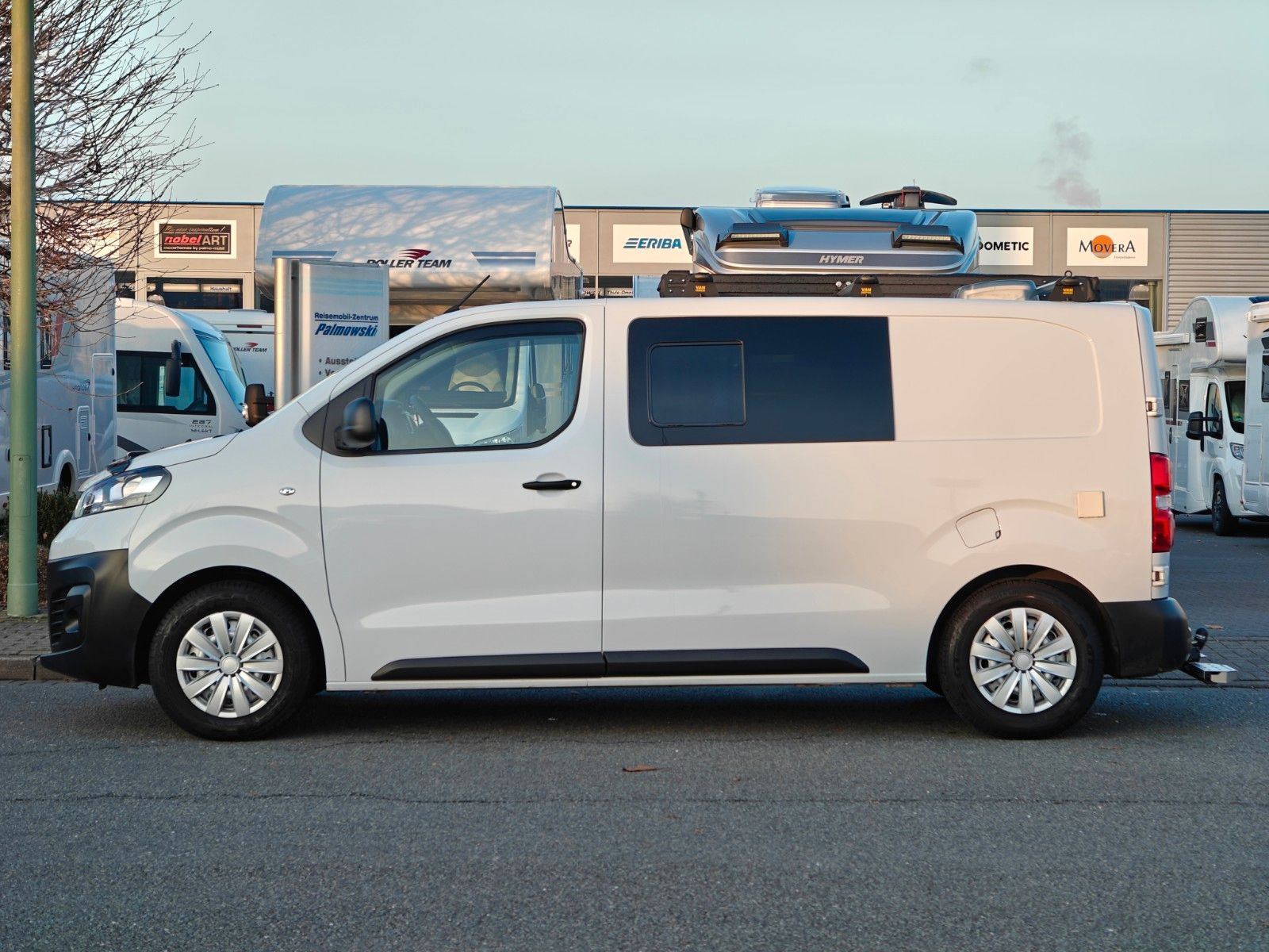 Fahrzeugabbildung Opel Vivaro Kasten FlexSpace M  DoKa - Bettbox, AHK