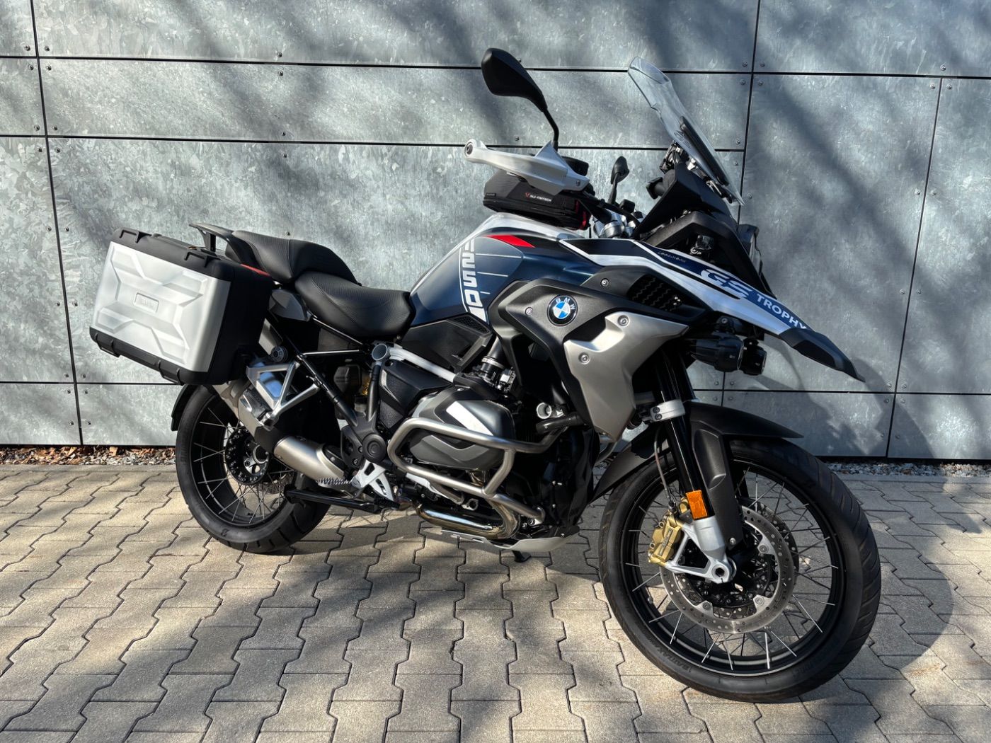 Fahrzeugabbildung BMW R 1250 GS Trophy 4 Pakete Sitzheizung Seitenkoff