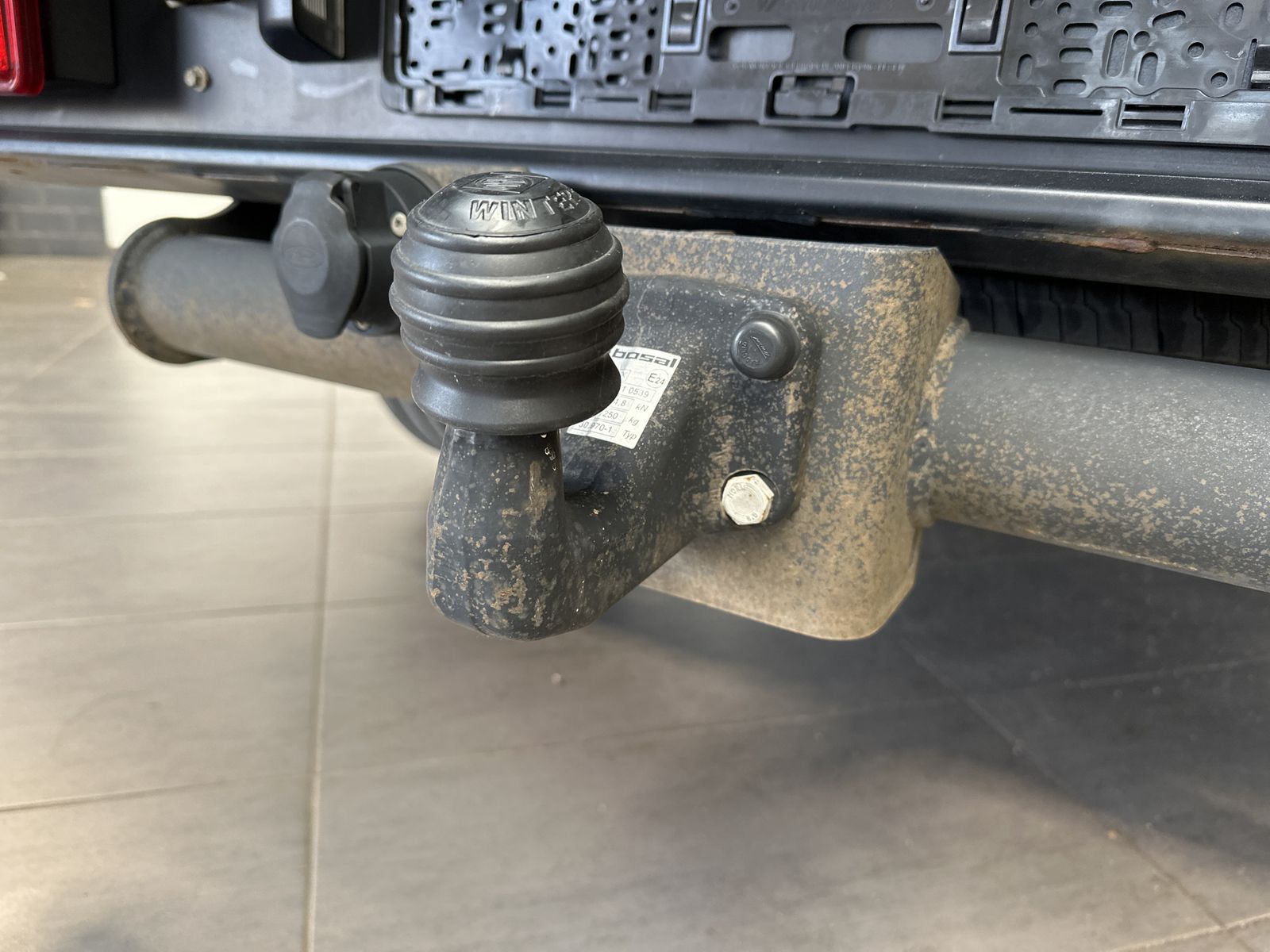 Fahrzeugabbildung Ford Transit 350 L2 Einzelkabine AHK+SICHT-PAKET1+DAB