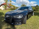 Audi S6 4.0 TFSI quattro S tronic Avant - - blaue Audi S6