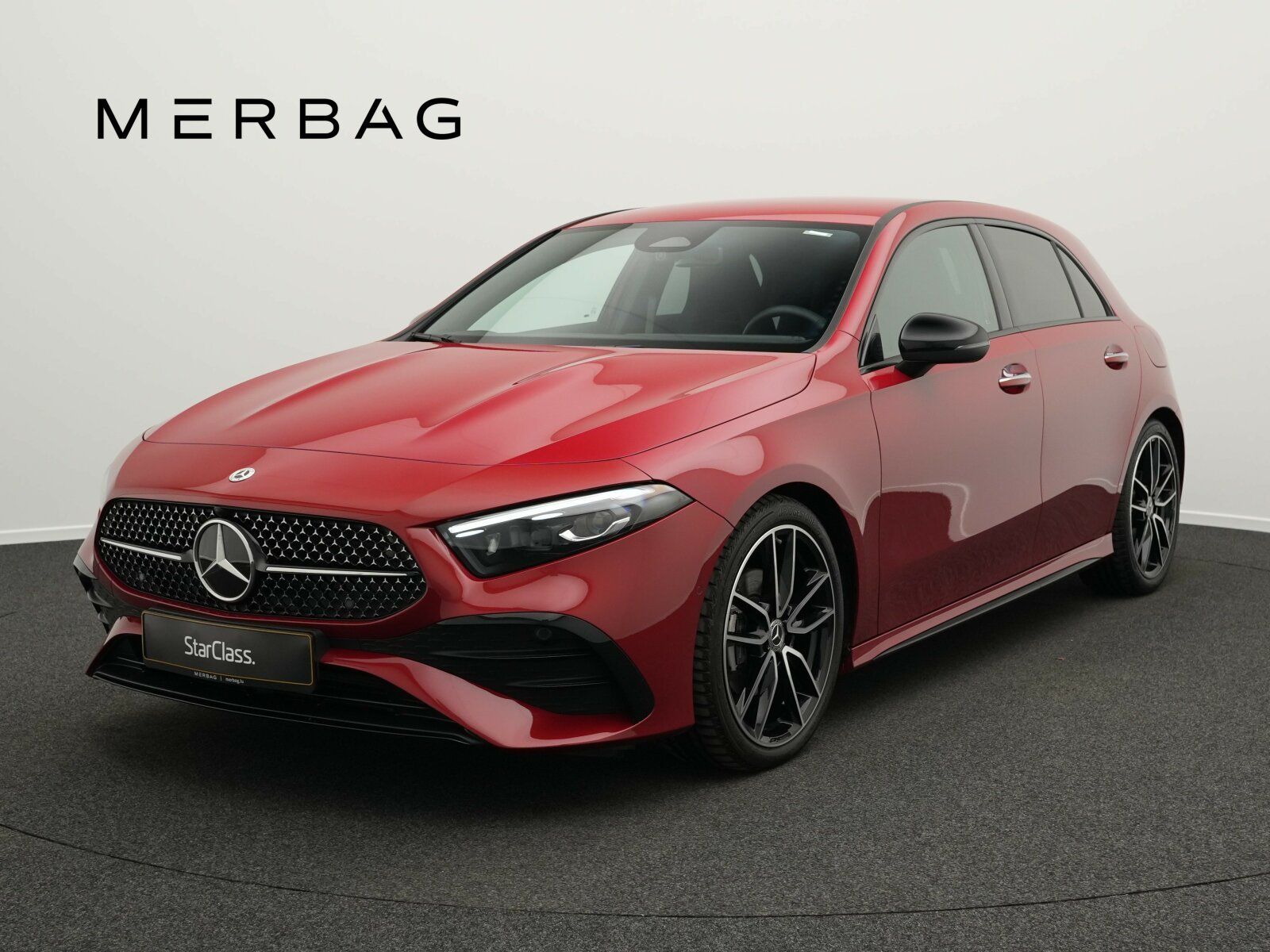 Mercedes-Benz A 200 d AMG-Line Multi+Kamera+AHK+19"+Night