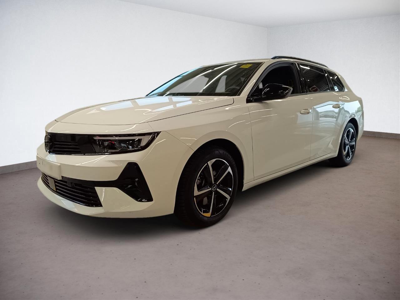 Opel Astra Sports Tourer 1.2T MT6 GS AHK Navi Matrix