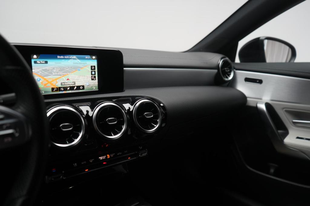 Mercedes-Benz CLA 220 Shooting Brake