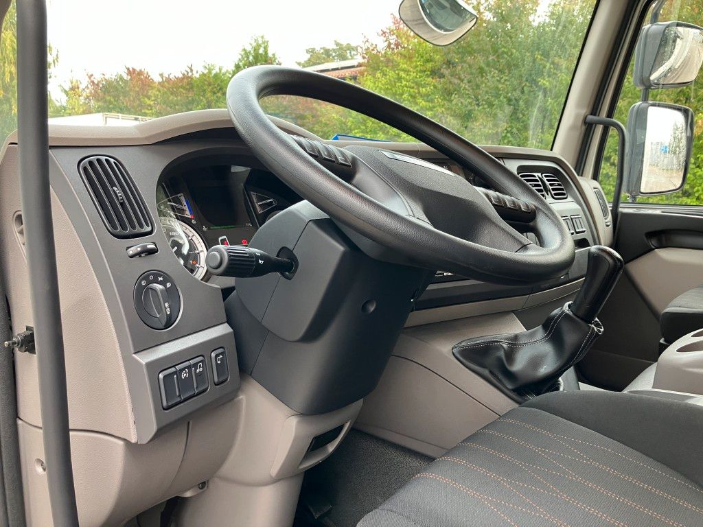 Fahrzeugabbildung DAF FA LF 260 12t Spier Pritsche Plane LBW