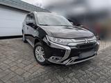 Mitsubishi Facelift | 1. Hand | Top Ausstattung - Mitsubishi Plug-in Hybrid Outlander von privat