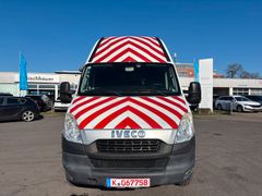 Fahrzeugabbildung Iveco Daily 70C17 3.0 Maxi, L5 H3,Rampe Dhollandi, AHK