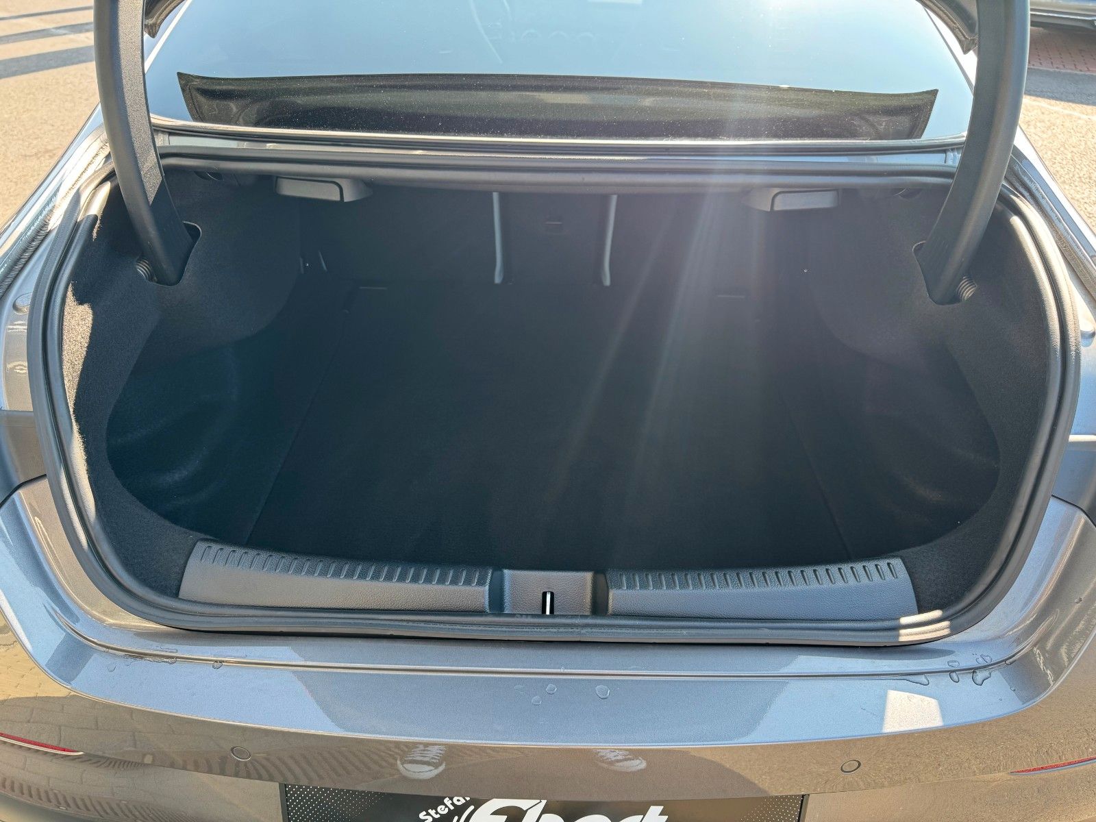 Fahrzeugabbildung Mercedes-Benz CLA 200d AMG+LederGrau+Ambiente+RFK+Night