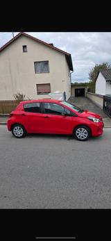 Toyota Yaris 1,0-l-Dual-VVT-i - - Toyota Yaris: Vvt I