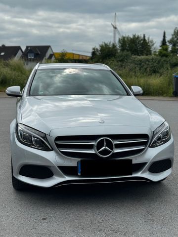 MERCEDES-BENZ Mercedes Benz C 220d T Blue Tec 